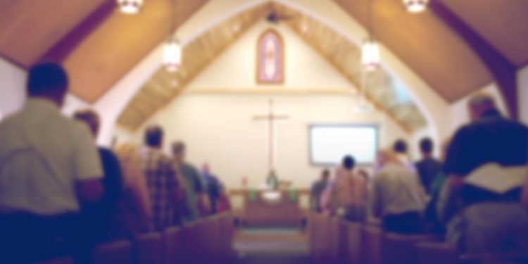 ABD’de akılalmaz dolandırıcılık! Papaz, yaşlı adamın konutunu elinden aldı