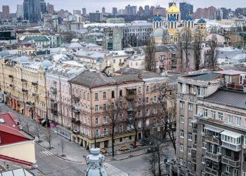 Acımasız bir geceden sonra… Hayalet kent Kiev