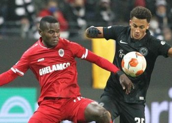 Antwerp’ten flaş Samatta kararı!