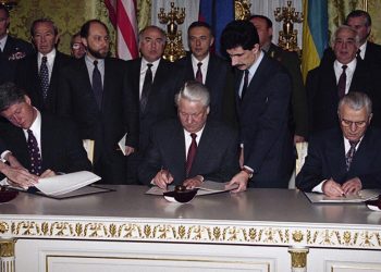 Batı Ukrayna’ya ihanet mi etti? 28 yıl evvel atılan imza ve tutulmayan kelamlar…