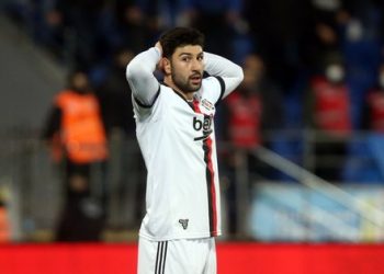 BEŞİKTAŞ HABERLERİ – İtimat Yalçın Beşiktaş’ın yeni kontrat teklifine karşılık verdi!