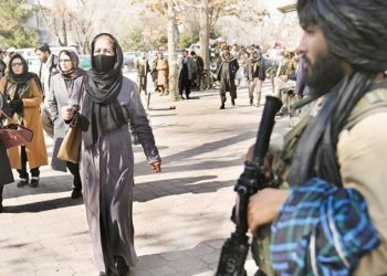 Daha fakir ve umutsuz