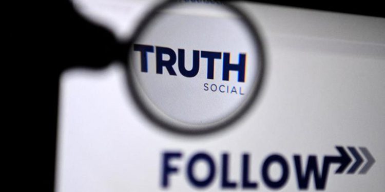 Donald Trump’ın toplumsal medya uygulaması ‘Truth Social’ kullanıma sunuldu