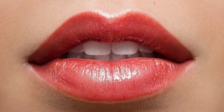 Dudak şekillerine göre alt dudağı daha kalın olanlar eğlenceli!