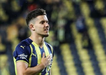 FENERBAHÇE TRANSFER HABERLERİ – Ferdi Kadıoğlu’nda dev tehlike! Ajax devrede…