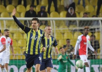 Fenerbahçe’de Ferdi Kadıoğlu gelişmesi!