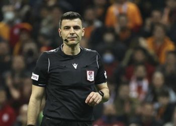 Galatasaray Rizespor maçında bir penaltı kararı daha!