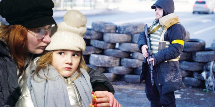 Hürriyet Ukrayna’da… Başşehir yolunda panik! Yüzlerde acı ve dehşet var