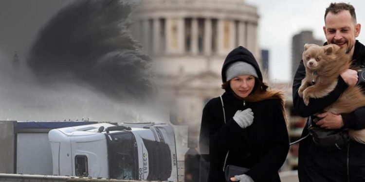 İnanılmaz görüntüler! Eunice fırtınası İngiltere’yi esir aldı…