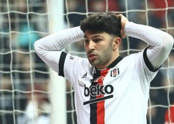 İtimat Yalçın Beşiktaş’tan dünyaları istedi!