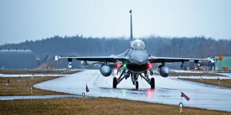 NATO teyakkuzda: 100 uçak, 120 savaş gemisi