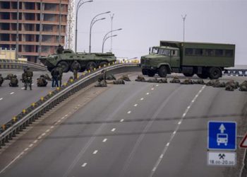 Son dakika | Ukrayna – Rusya savaşında son durum: Ruslar Kiev’e girdi, Ukrayna askerleri elleri tetikte bekliyor!