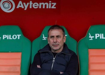 TRABZONSPOR HABERLERİ – Spor müellifleri Alanyaspor-Trabzonspor maçını değerlendirdi!