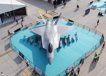 Ulusal Muharip Uçak (MMU) Singapur Airshow ile Asya pazarında birinci defa sergileniyor