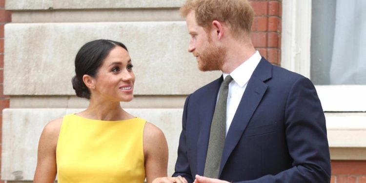 ‘Asi’ çiftle ilgili dudak uçuklatan argüman: Harry ile Meghan, kraliyet ailesine ‘yarı zamanlı’ dönecek