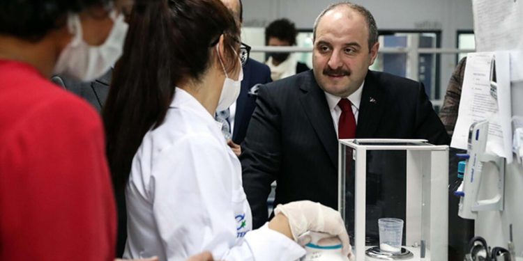 Bakan Varank: Tedarikçilerin üretimlerine çok daha fazla dikkat etmesi lazım