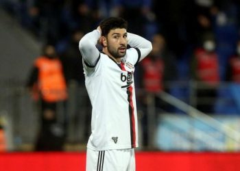 BEŞİKTAŞ HABERLERİ – Derbiye damga vuran anlar! İtimat Yalçın’ın yaptığı…