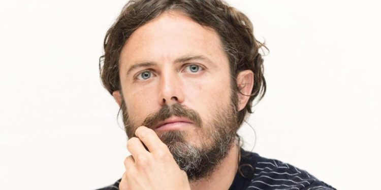 Casey Affleck: 40’tan sonra evlenmek gerek