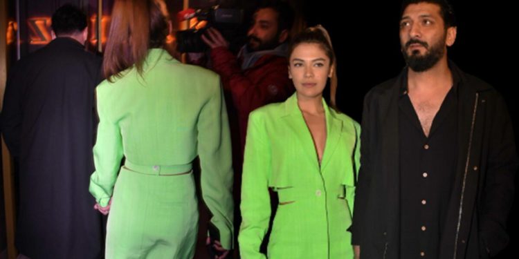 Davet Telkıvıran ve oyuncu Biran Damla Yılmaz’la el ele!