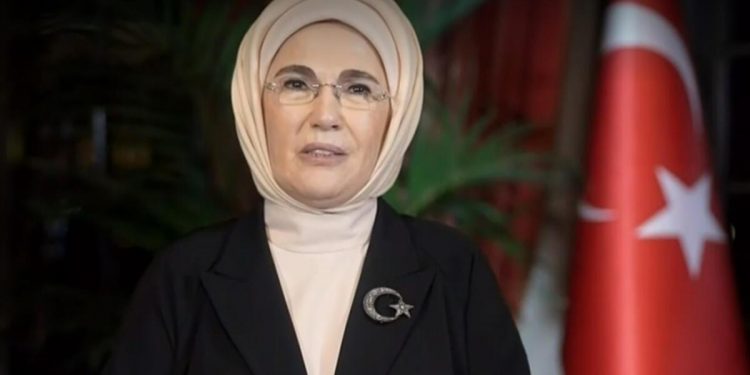 Emine Erdoğan’dan ileti… ‘Ukrayna’yı kurtarın’ konseri