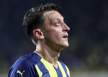 FENERBAHÇE HABERİ: Mesut Özil’in yeni adresi belirli oldu!