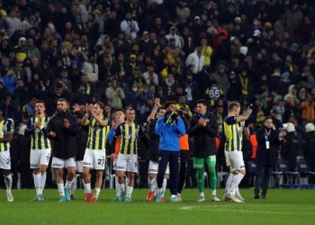 FENERBAHÇE TRANSFER HABERLERİ – Fenerbahçe’de imza gösteri başlıyor! Ferdi Kadıoğlu, Serdar Aziz, Arda Güler…