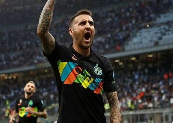 Fenerbahçe ve Galatasaray transferde Matias Vecino için karşı karşıya