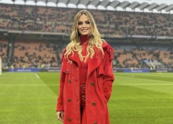 Fenerbahçe ve Galatasaraylı taraftarlar Cindy Marina için karşı karşıya geldi!