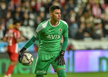 Fenerbahçe’de Berke Özer gelişmesi! Yeni adresi…