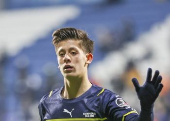 Fenerbahçe’de taraftarı sevindiren haber! Arda Güler…