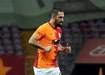 GALATASARAY HABERLERİ: Barcelona maçında oynayacak mı? Domenec Torrent’ten Arda Turan kararı