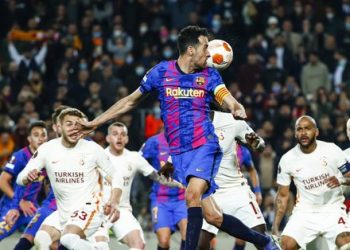 GALATASARAY HABERLERİ – Bülent Timurlenk’ten Galatasaray-Barcelona maçı öncesi flaş analiz!