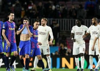 GALATASARAY HABERLERİ – Galatasaray Sevilla’daki finalin hayalini kuruyor