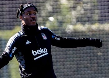 Grupta kalacak mı? Beşiktaş’ta Batshuayi kararı