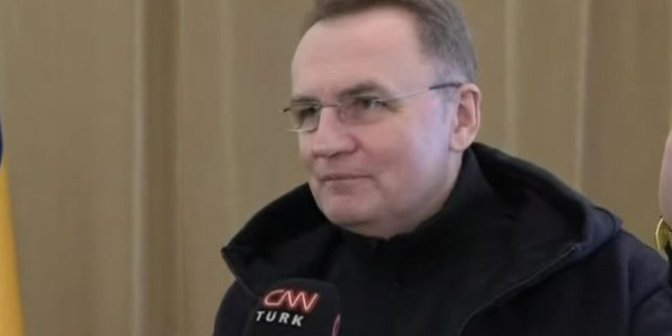 Lviv Belediye Lideri Andriy Sadoviy CNN Türk’e konuştu: İkinci Dünya Savaşı’ndan beri bu türlü yıkım görmedik