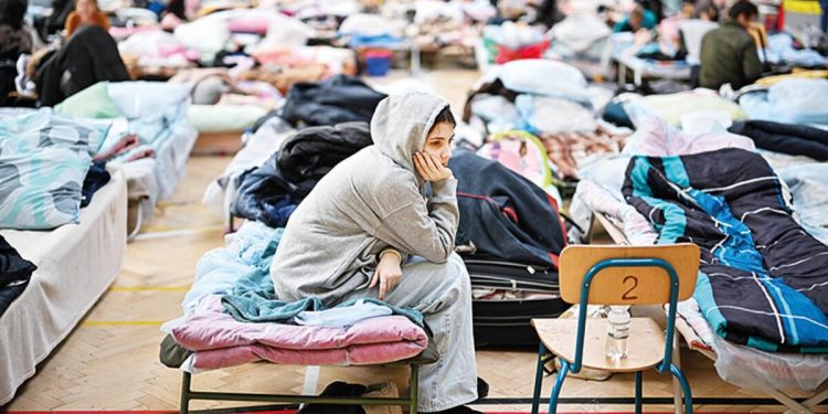 Mariupol’de çocuklar susuzluktan ölüyor