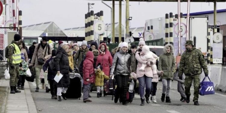 Polonya’da tren istasyonu mülteci merkezine dönüştürüldü