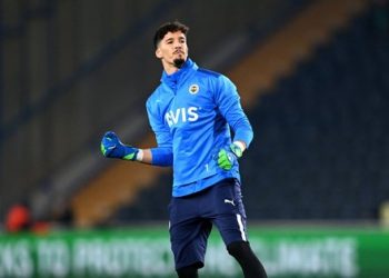 Rossi’nin golünde asist Altay Bayındır’dan!