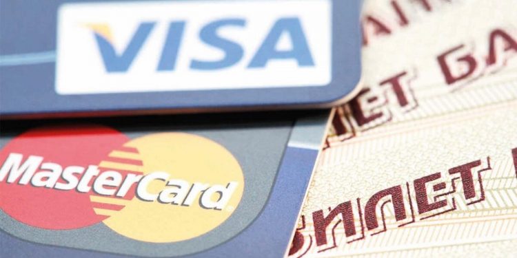 Rus kredi kartlarına vize yok