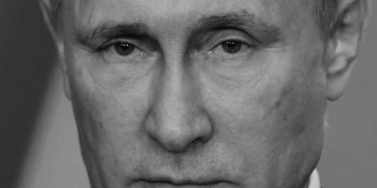 Rusya’da derin çatlak! Putin amaç tahtasına koydu, konut hapsine alındılar