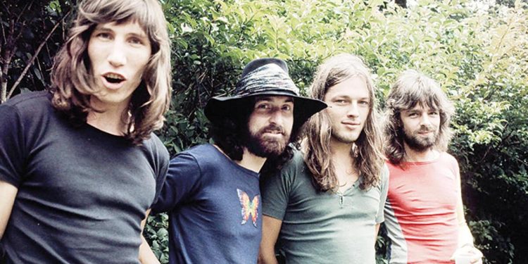 Rusya’ya yeni yaptırım: Pink Floyd