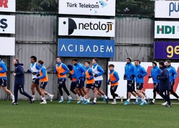 Son dakika spor haberleri: Üstün Lig maçları ertelendi mi? Alanyaspor-Fenerbahçe…