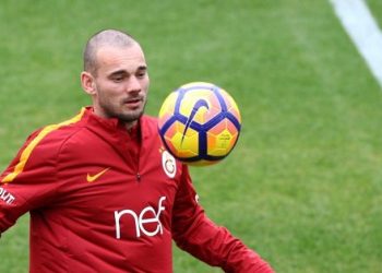 Son dakika spor haberleri: Wesley Sneijder futbola mı dönüyor? Utrecht…