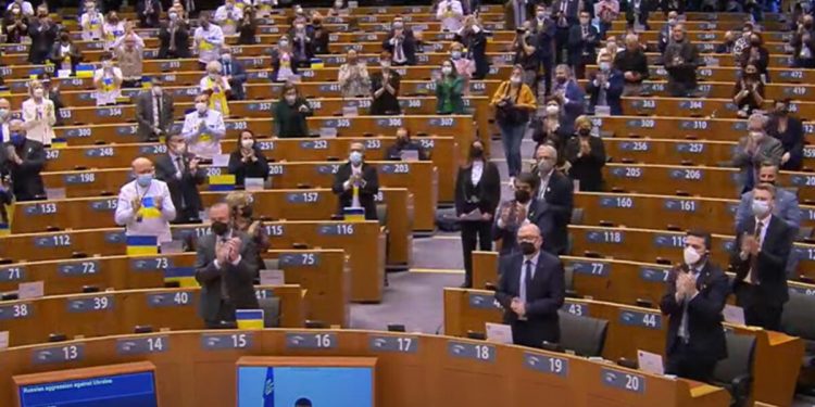 Son dakika… Zelenski AP’ye seslendi: Artık siz Ukrayna’yı seçmelisiniz