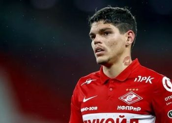 Spartak Moskova’dan Fenerbahçe’ye transfer cevabı! Ayrton Lucas…