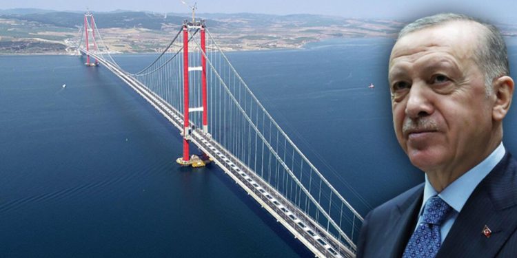 Tarihi gün bugün! 1915 Çanakkale Köprüsü açılıyor