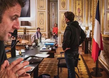 Toplumsal medyada günün konusu… Macron, Zelenski’yi mi kopyalıyor?