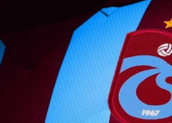 Trabzonspor’da ikili imza geliyor! Nwakaeme ve Denswil…