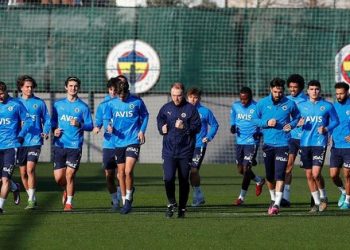 TRANSFER HABERLERİ – Fenerbahçe’de gençlik rüzgarı! Üç imza daha…