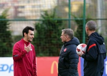 TRANSFER HABERLERİ – Trabzonspor’da birinci gaye Kaan Ayhan!